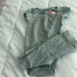 Green matching Carter’s set